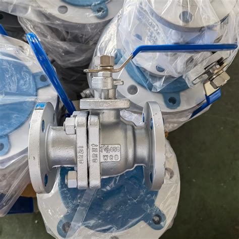 1 1 2 Inch Dn 40 Class 150 Wcb Floating 2 Piece Ball Valve With Handles With 5 Off China 2