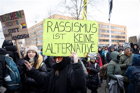 Afd Parteitag Demonstranten Ziehen Eindeutiges Urteil Moin De