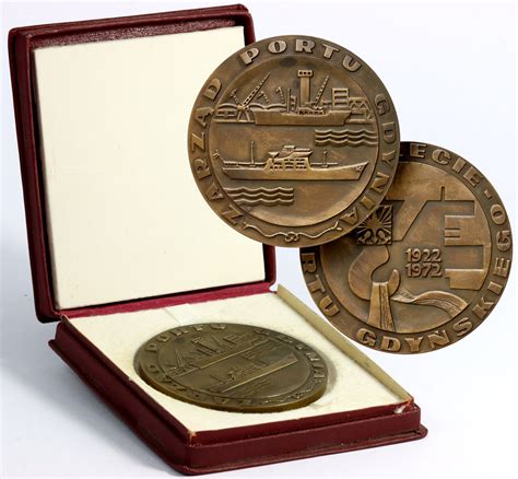 PRL Medal Z 1972 Roku 50 Lat Portu Gdynia Aukcja Internetowa