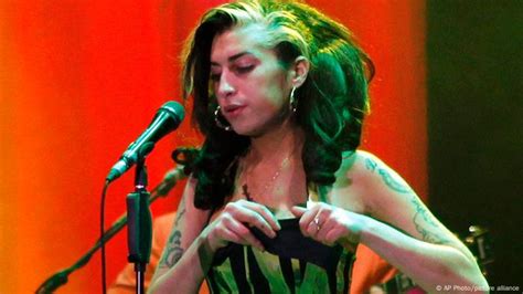 Amy winehouse last performance - covesapje