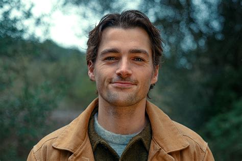 finn harries designer filmmaker earthrise  founder