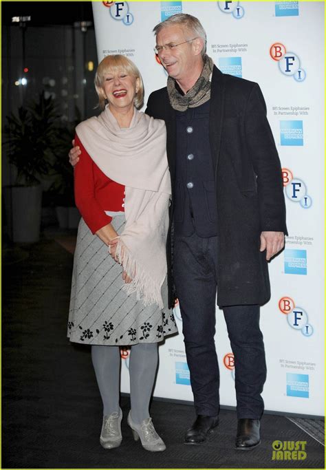 Full Sized Photo of helen mirren red 2 trailer watch now 03 | Photo 2794727 | Just Jared