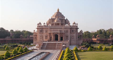 Explore Sacred Splendour: 10 Great Temples in Gujarat - Architectural ...