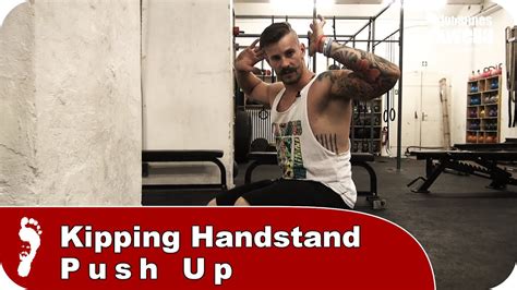 Kipping Handstand Push Up Tutorial Zur Richtigen Technik Crossfit