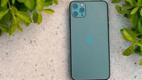 iphone  pro max ka patal bjalsa ka satha khasa haga lka jaltha aa raha naya