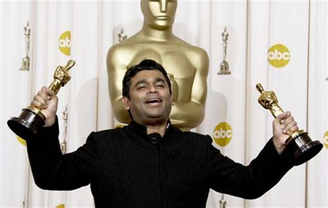 A R Rahman Wins Oscars for "Jai Ho" Song - extraMirchi.com