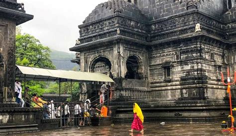trimbakeshwar temple history mythology  significance