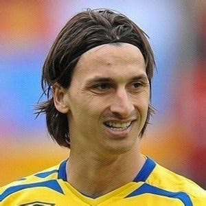 Zlatan Ibrahimovic - Age, Family, Bio | Famous Birthdays