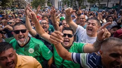 La Cgt Marcha Junto A Otros Gremios Contra El Dnu De Milei