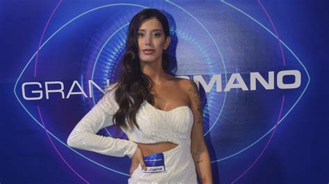 La Primera Pareja De Gran Hermano 2022 Juliana Y Maxi Se Besaron A Escondidas Del Resto De Sus