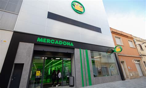 Mercadona destina un millón de euros a la reconstrucción de comedores