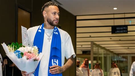 Neymar Ya Está En Arabia Saudí