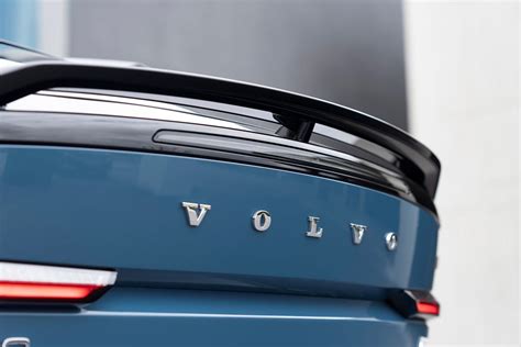 Volvo's electric C40 Recharge is a coupeover with serious style - CNET