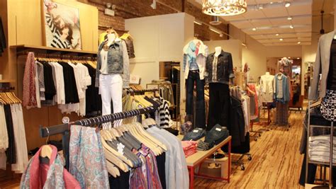 Hot Mama boutique to open in Jordan Creek