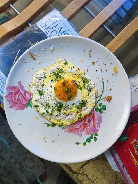 Half Fried Eggs With Coriander Rfoodporn