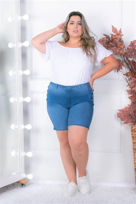 Bermuda Botões Laterais Almaria Plus Size Shyros Jeans Outros Moda e