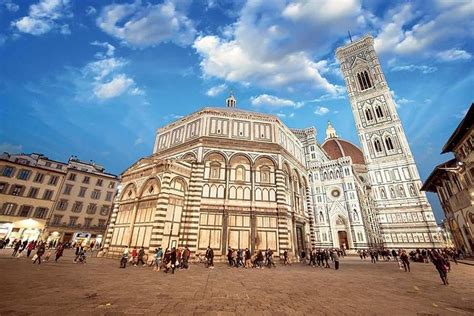 Semi-private Guided Walking Tour Of Florence With Uffizi Gallery: Triphobo