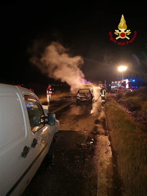 Incidente Sulla Cassia Quattro Macchine Coinvolte Due Andate A Fuoco