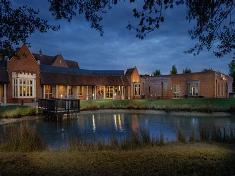 The Cambridge Belfry | Luxury Cambridgeshire Spa | SpaSeekers.com