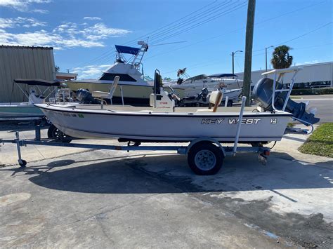 1993 Key West 1700 Center Console Center Console Boote Kaufen - YachtWorld