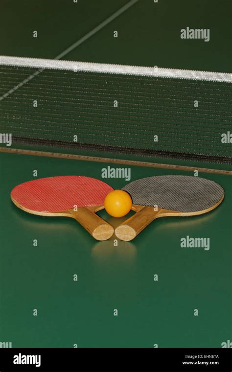 Pelotas de ping pong fotografías e imágenes de alta resolución Alamy