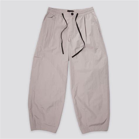 ARYS Store - Multi-Brand Store für den urbanen Alltag