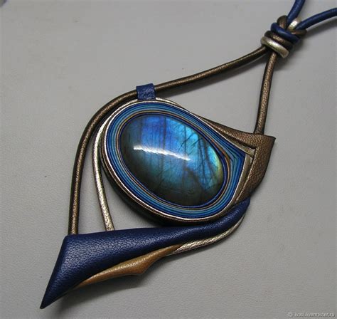 Кулон из кожи с лабрадором – заказать на Ярмарке Мастеров – FG64DRU ...