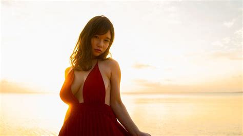 每天分享一个美女——桃園憐奈 桃園怜奈 Momozono Rena 哔哩哔哩