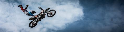 Dirt Bikes Jumping Wallpaper