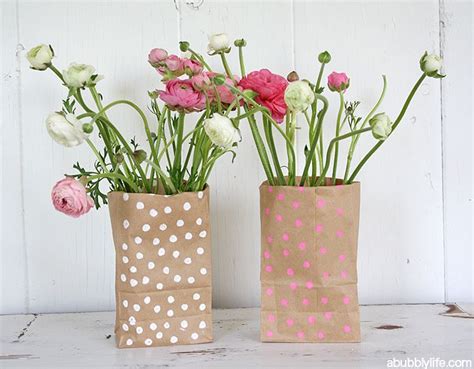 DIY Paper Bag Flower Vase - A Bubbly Life | Diy paper bag, Paper bag flowers, Paper crafts