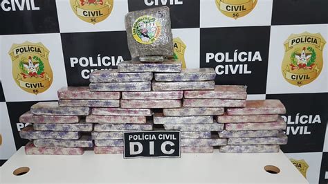 Polícia Civil apreende cerca de 27 quilos de maconha prensada e meio