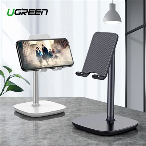 Ugreen Magnetic Phone Stand Holder 360 Degree Rotation Desk Mobile