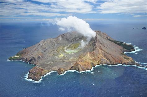 Volcano Erupts On New Zealands White Island Lonely Planet