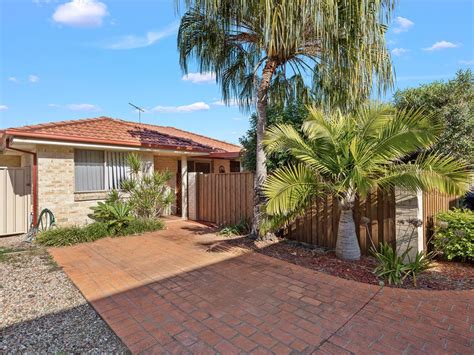 Carnation Avenue Casula Nsw Villa For Sale