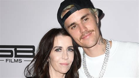 Justin Bieber S Mom Shows Off Adorable Artwork That Ll Melt Your Heart