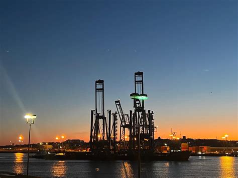 additional cranes  turn port  saint john   major