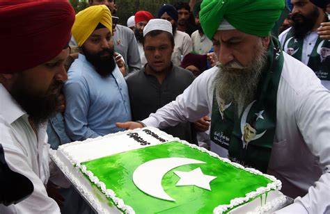 In Pictures Pakistan Marks Independence Day Pakistan Dunya News