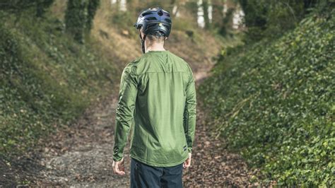 Gore Trailkpr Daily Long Sleeve Shirt Review Bike Perfect