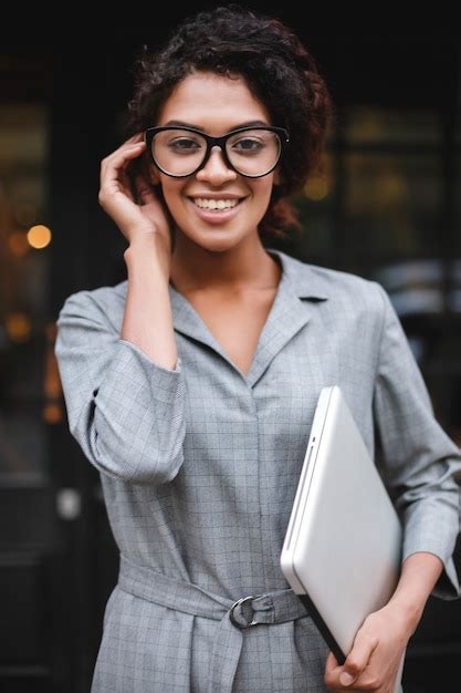 Premium Photo Portrait Of Smiling African American Girl In Glasses