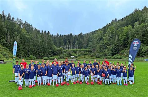 Fu Ball Spektakel Beim Sv Steinach Erst Rb Leipzig Nun Der