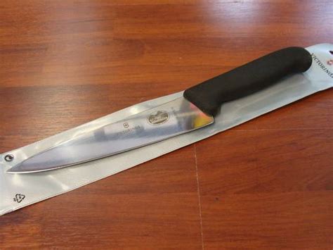 Victorinox Chef Knife 19cm Fibrox – Blade Master