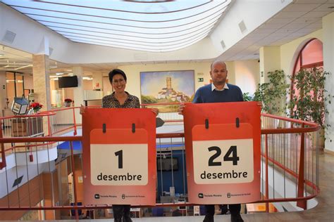 24 Vecinos Y Vecinas De Teulada Moraira Protagonizan El Calendario De