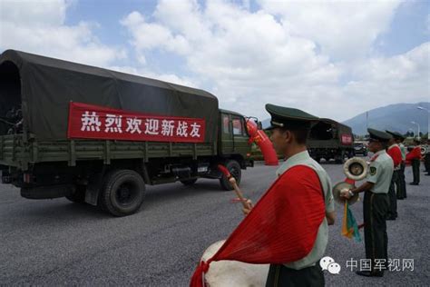 兵之初：入營新兵的中秋體驗 每日頭條