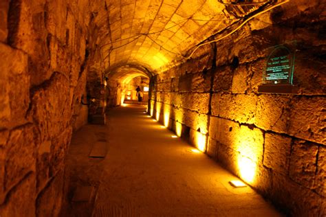 Western Wall Tunnel Tour - Jerusalem Old City Site