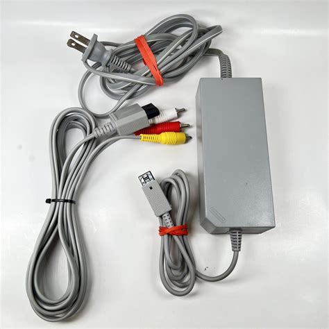 Nintendo Wii OEM AC Adapter Power Cord Supply RVL 002 And Video Cables