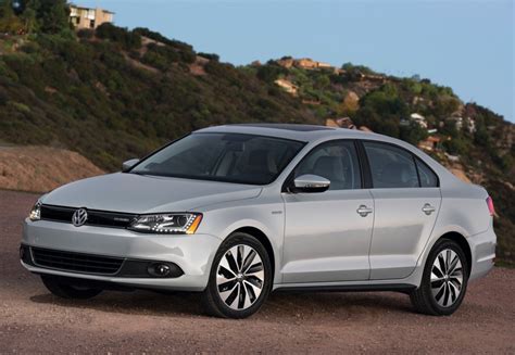 Volkswagen Jetta Sedan Reviews Technical Data Prices