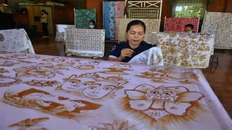 Batik Tulis Karya Seni Untuk Oleh Oleh Hingga Jadi Barang Mewah Bali