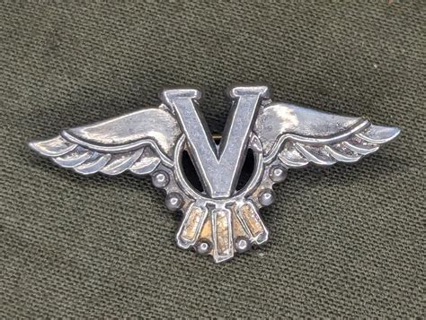 Vintage 1940s Wwii Winged V For Victory Pin Brooch