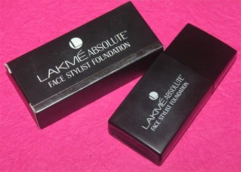 Lakme, Absolute Face Stylist, Foundation, review, good packaging, compact, travel friendly ...