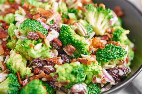 Broccolisalat Med Bacon Nem Opskrift P Salat Med Broccoli